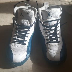 Used jordan 12s
